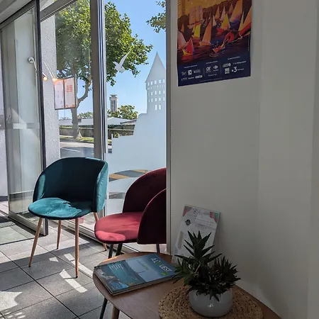 De La Gare מלון ברסט