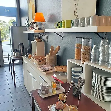 De La Gare Hotel
