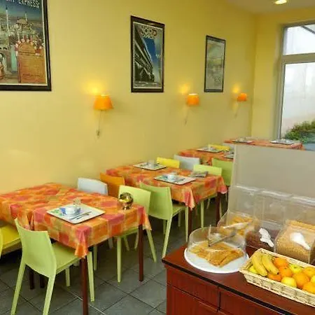 De La Gare Hotel Brest