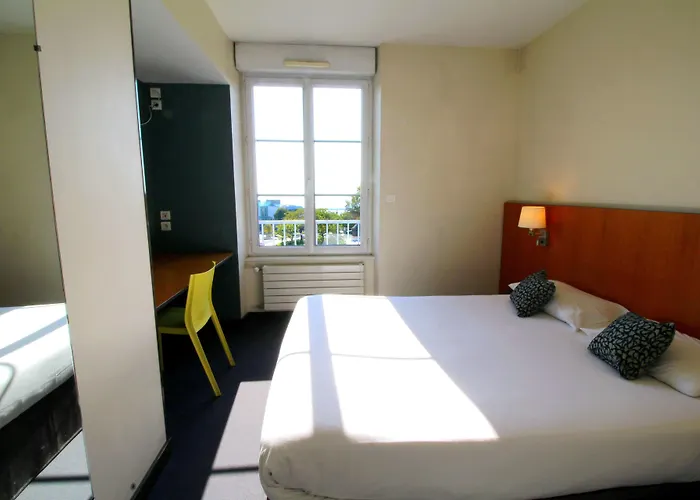 De La Gare Брест