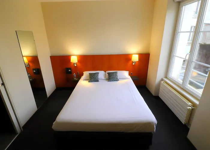 De La Gare Готель Брест