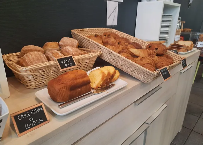 Готель De La Gare