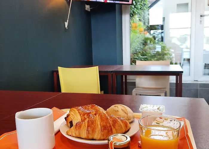 Ξενοδοχείο De La Gare 3*