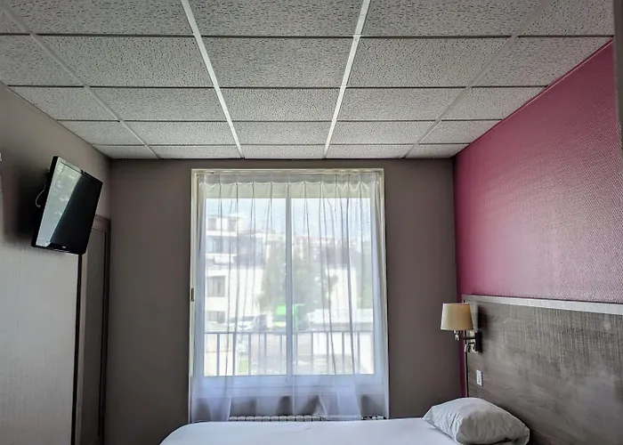 Готель De La Gare Брест