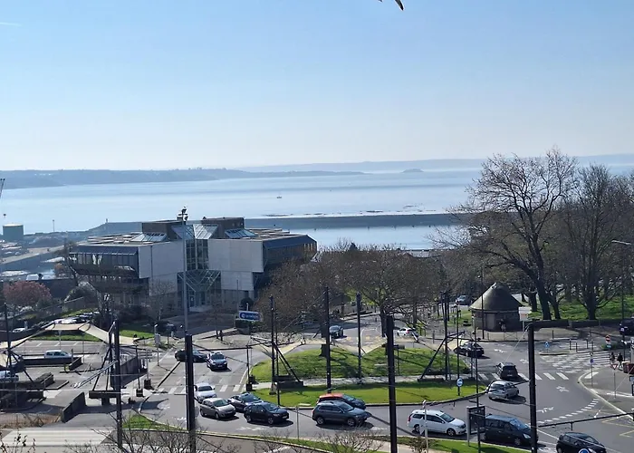 Ξενοδοχείο De La Gare 3*