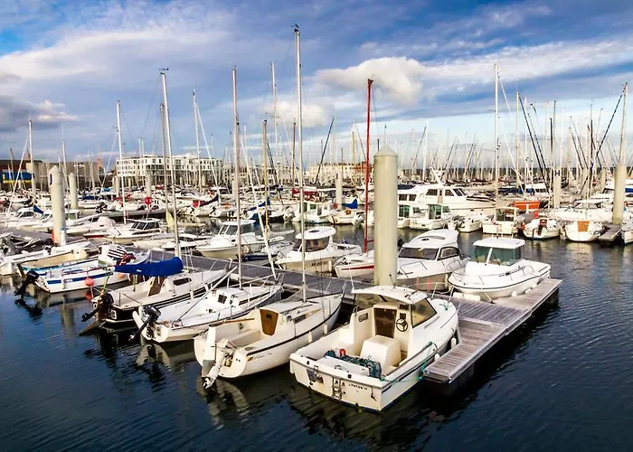 De La Gare Готель